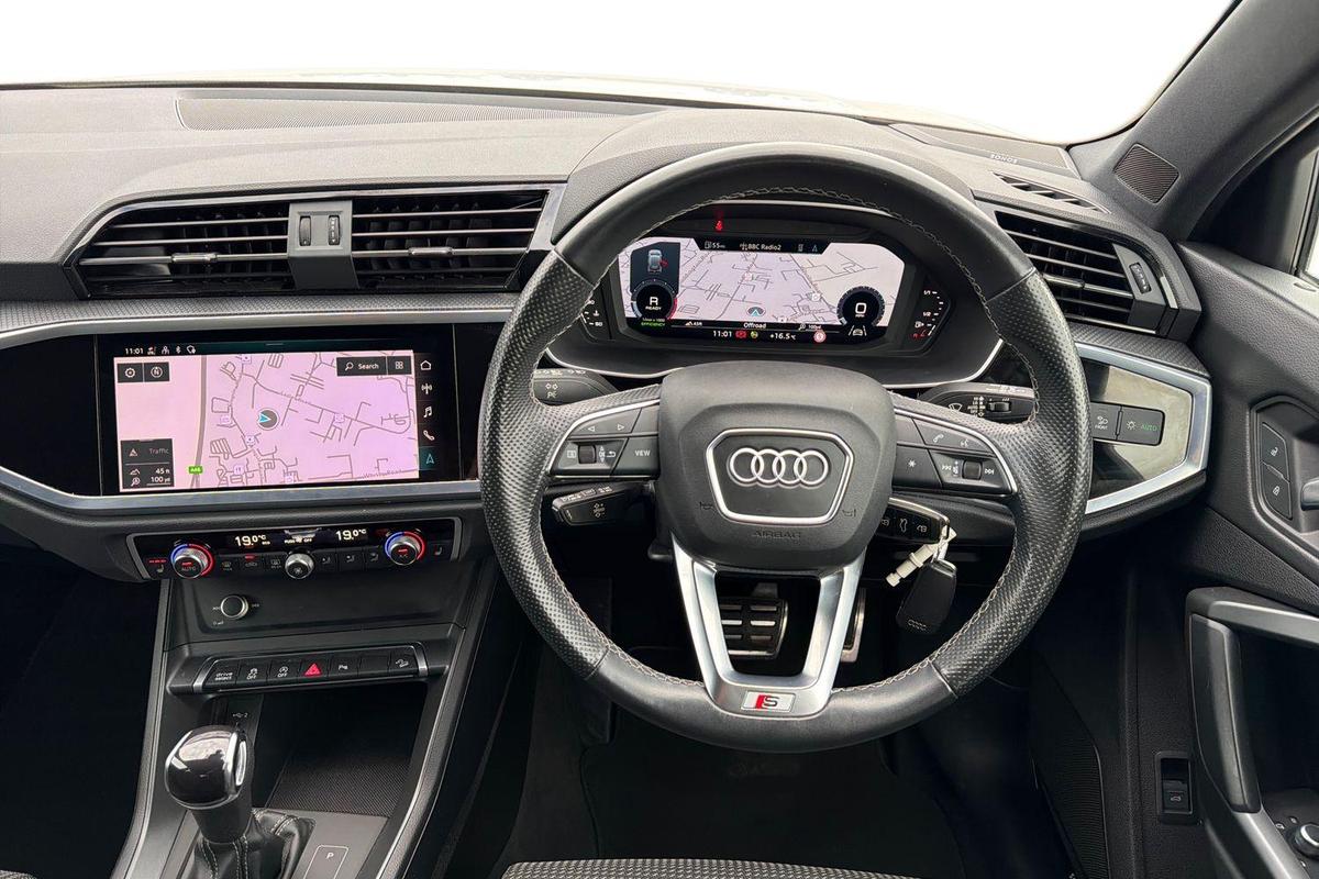 Used Audi Q3 2021 for sale - 76674145: Photo 11