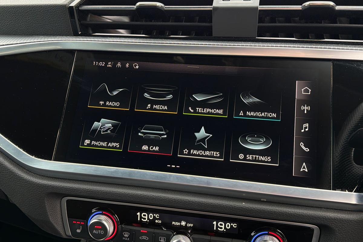 Used Audi Q3 2021 for sale - 76674145: Photo 13