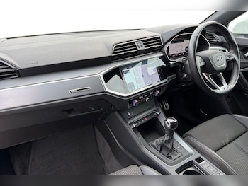 Used Audi Q3 2021 for sale - 76674145: Photo