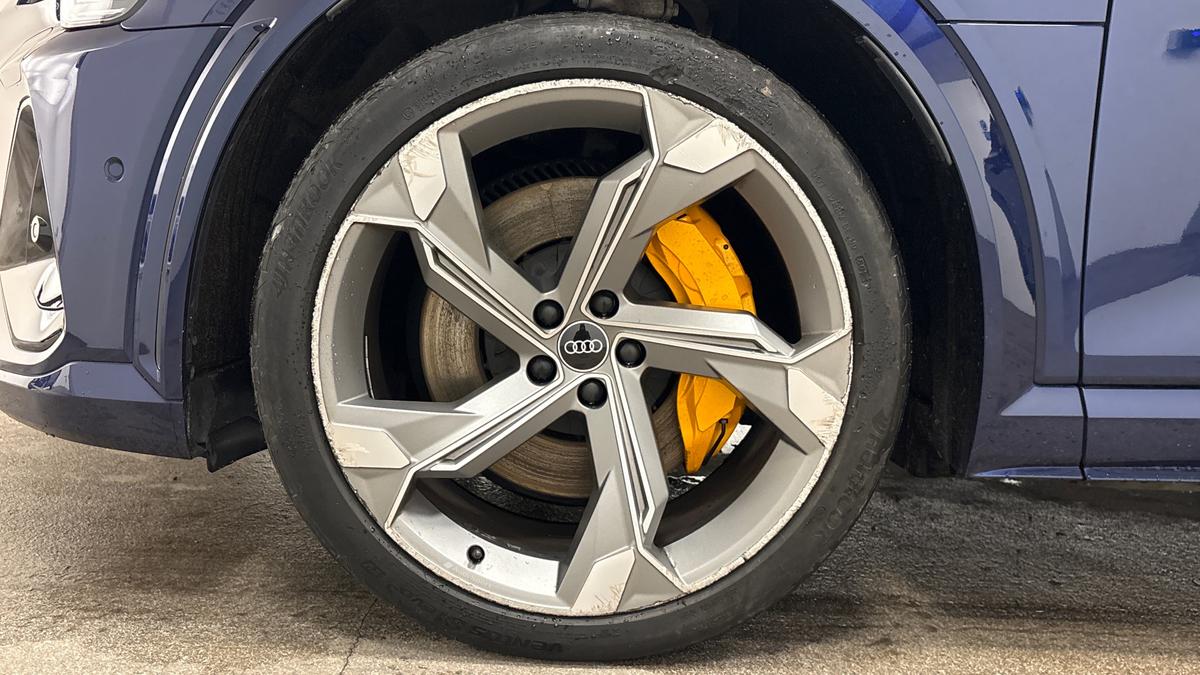 Used Audi e-tron 2022 for sale - 78169185: Photo 5