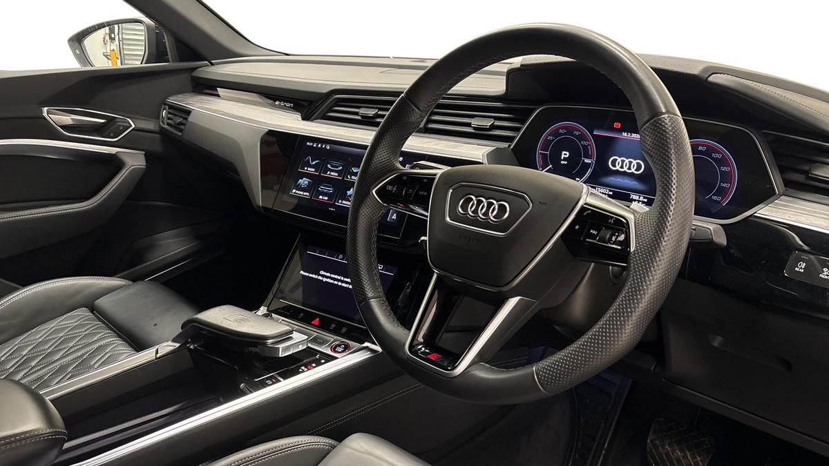 Used Audi e-tron 2022 for sale - 78169185: Photo 6