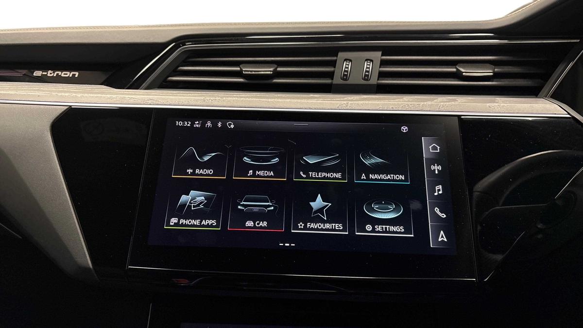 Used Audi e-tron 2022 for sale - 78169185: Photo 8