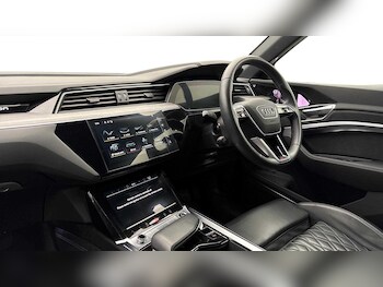 Used Audi e-tron 2022 for sale - 78169183: Photo