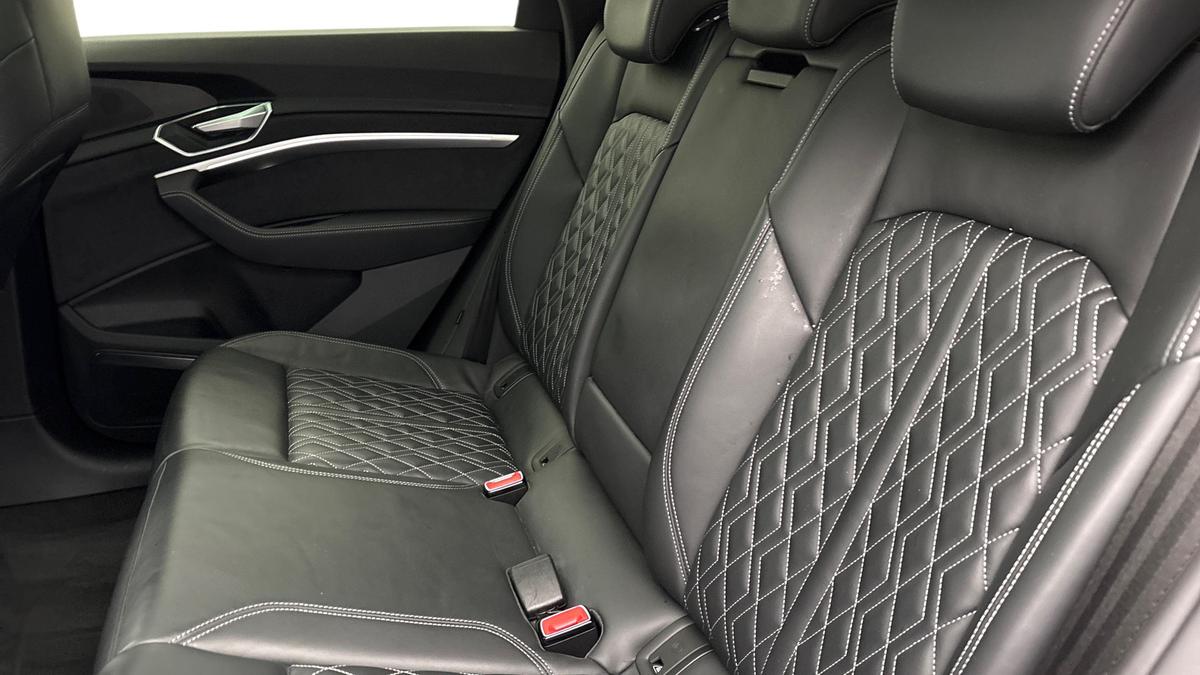 Used Audi e-tron 2022 for sale - 78169183: Photo 7