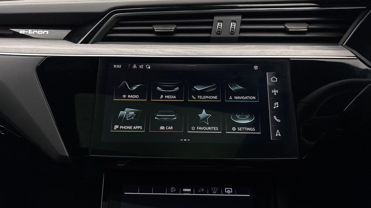 Used Audi e-tron 2022 for sale - 78169183: Photo 8