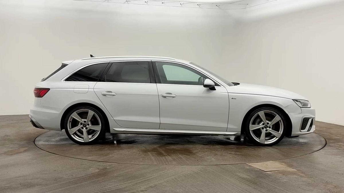 Used Audi A4 2024 for sale - 77650221: Photo 4