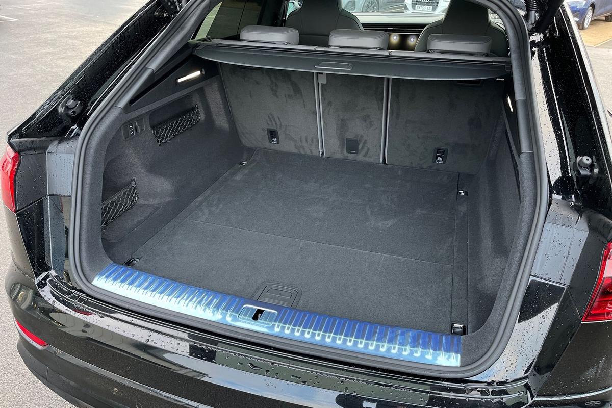 Used Audi Q8 2025 for sale - 77533110: Photo 12