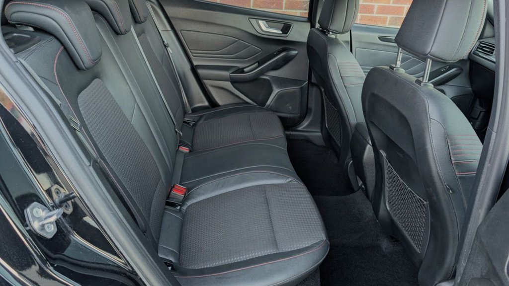 Used Ford Focus 2021 for sale - 76820390: Photo 13