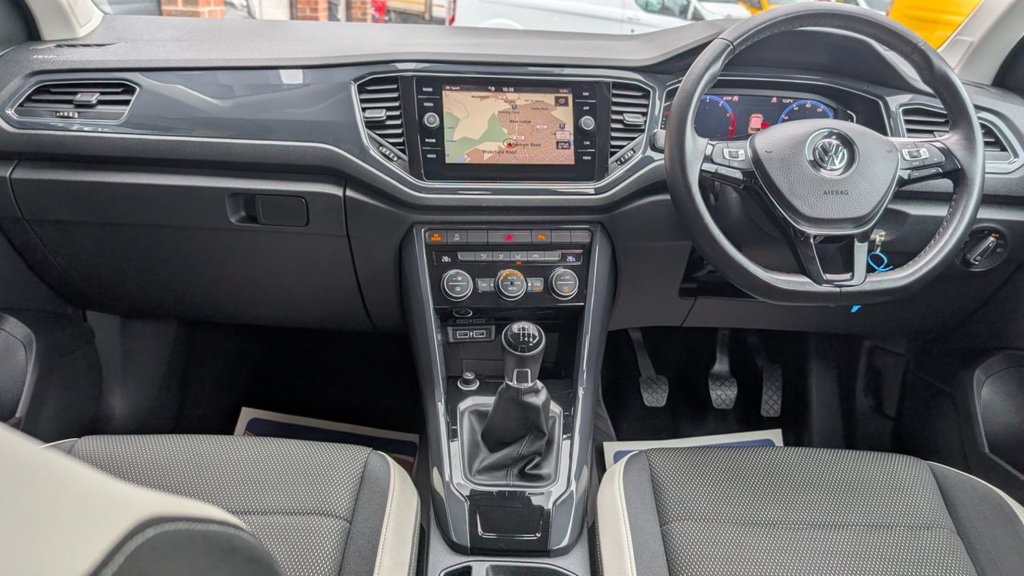 Used Volkswagen T-Roc 2018 for sale - 78002628: Photo 6