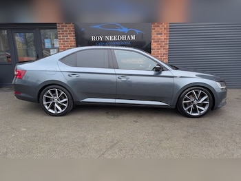 Used Skoda Superb 2018 for sale - 77765120: Photo