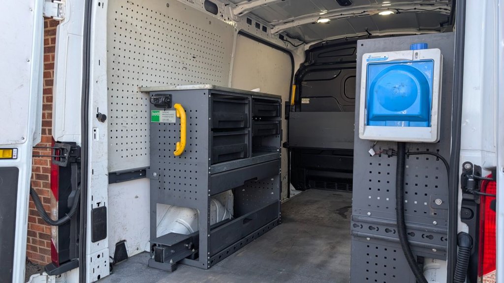 Used Ford Transit 2018 for sale - 77967000: Photo 13
