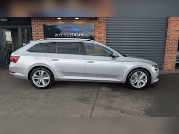 Used Skoda Superb 2016 for sale - 75716341: Photo