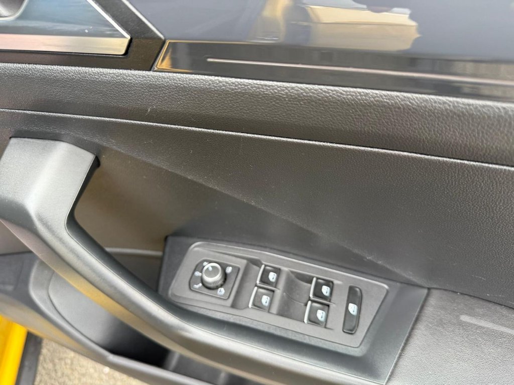 Used Volkswagen T-Roc 2019 for sale - 76304129: Photo 20