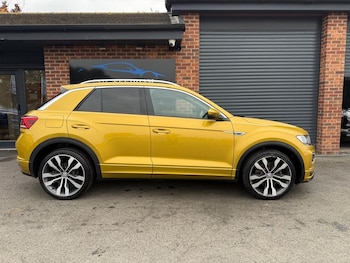 Used Volkswagen T-Roc 2019 for sale - 76304129: Photo