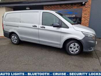 Used Mercedes-Benz Vito 2018 for sale - 73325632: Photo