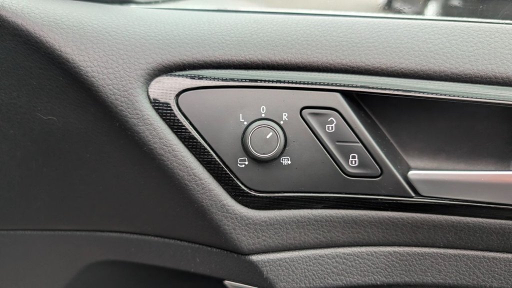 Used Volkswagen Golf 2020 for sale - 77302603: Photo 21