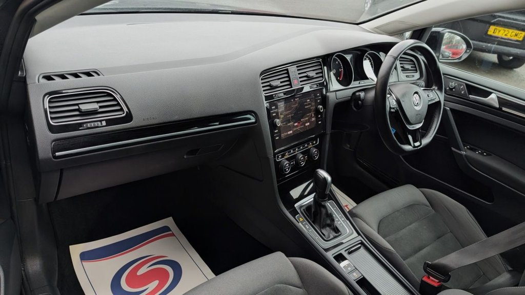 Used Volkswagen Golf 2020 for sale - 77302603: Photo 7