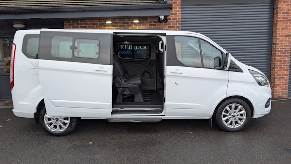 Used Ford Tourneo Custom 2022 for sale - 76303667: Photo 5