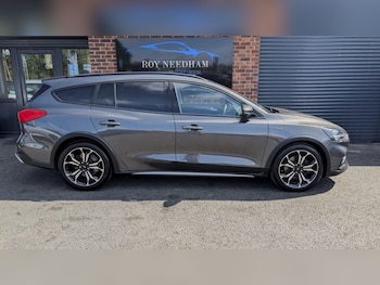 Used Ford Focus 2022 for sale - 79300901: Photo