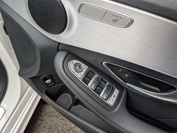 Used Mercedes-Benz C Class 2019 for sale - 73667778: Photo 24