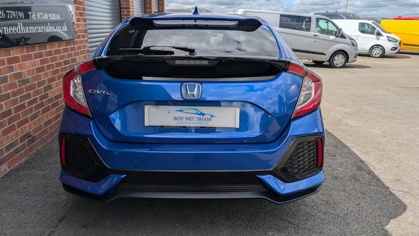 Used Honda Civic 2019 for sale - 75642204: Photo 12