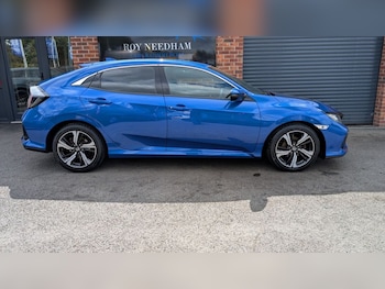 Used Honda Civic 2019 for sale - 75642204: Photo
