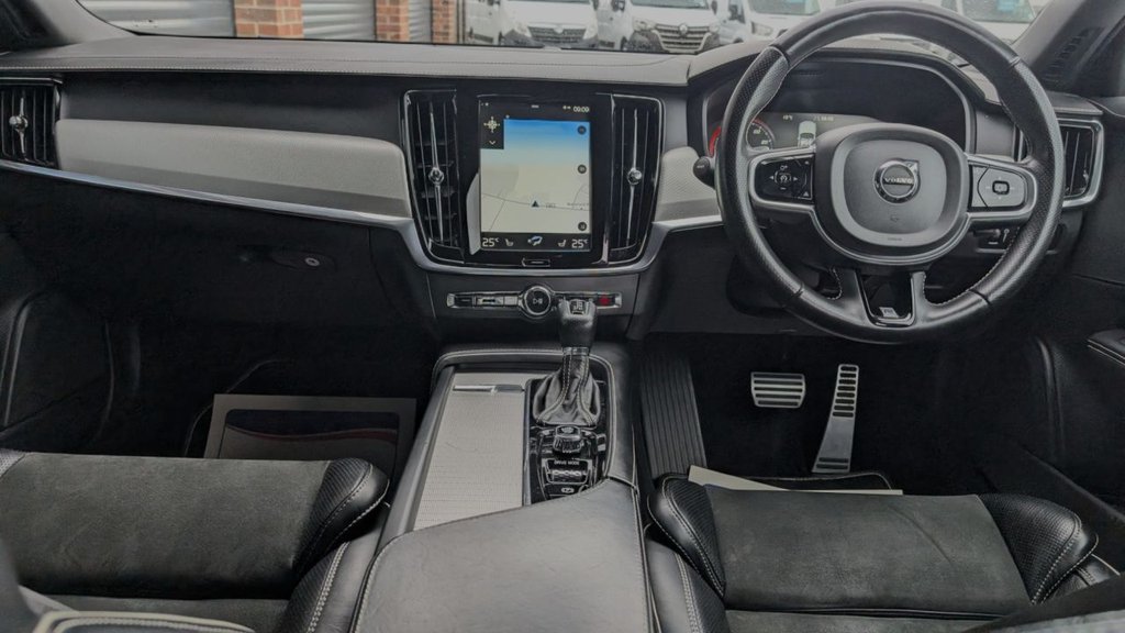 Used Volvo V90 2018 for sale - 77642720: Photo 7