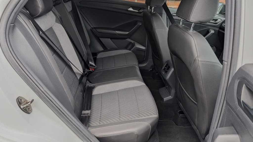 Used Volkswagen T-Roc 2018 for sale - 77821333: Photo 10