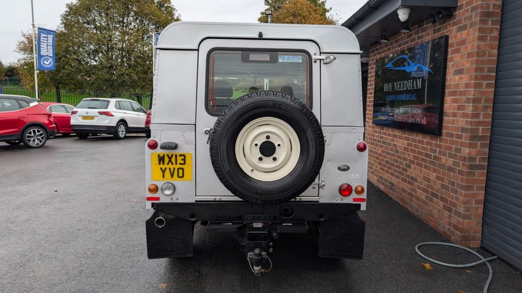 Used Land Rover Defender 2013 for sale - 76279831: Photo 9