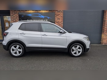 Used Volkswagen T-Cross 2020 for sale - 77212496: Photo
