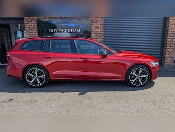 Used Volvo V60 2023 for sale - 79009556: Photo