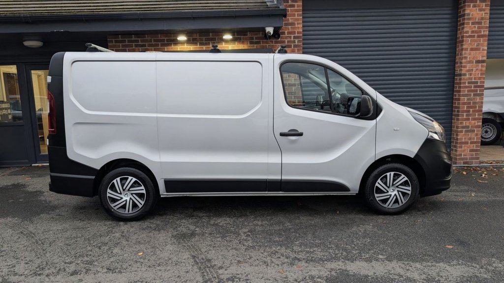 Used Vauxhall Vivaro 2017 for sale - 76454481: Photo 3