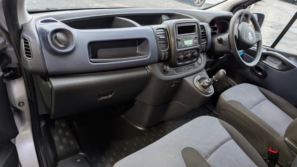 Used Vauxhall Vivaro 2017 for sale - 76454481: Photo 9