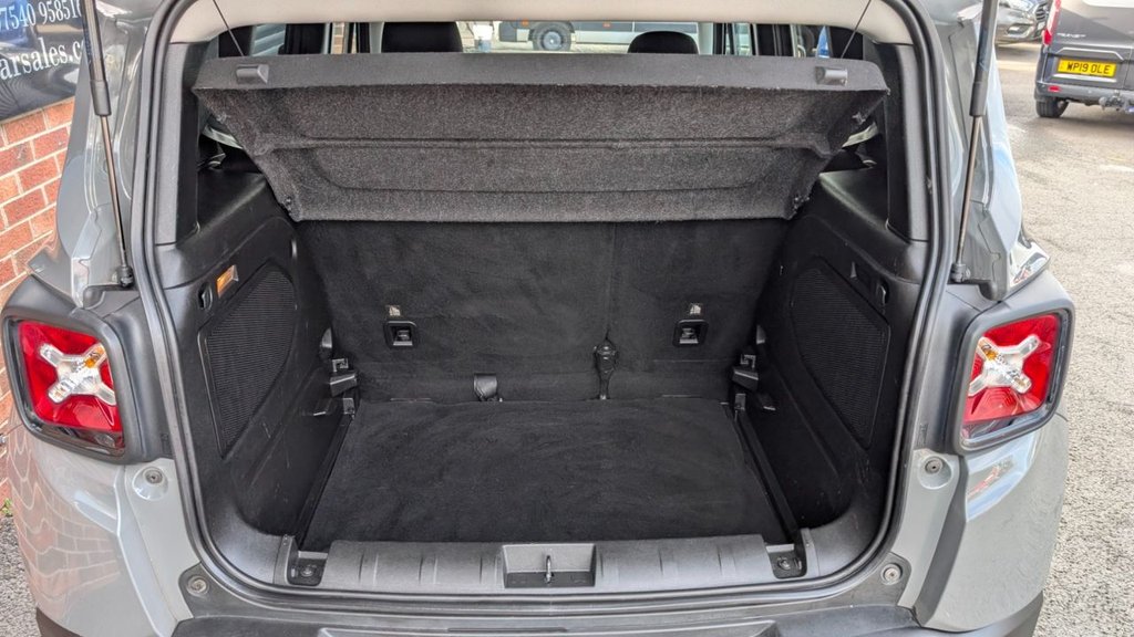 Used Jeep Renegade 2020 for sale - 76454331: Photo 15