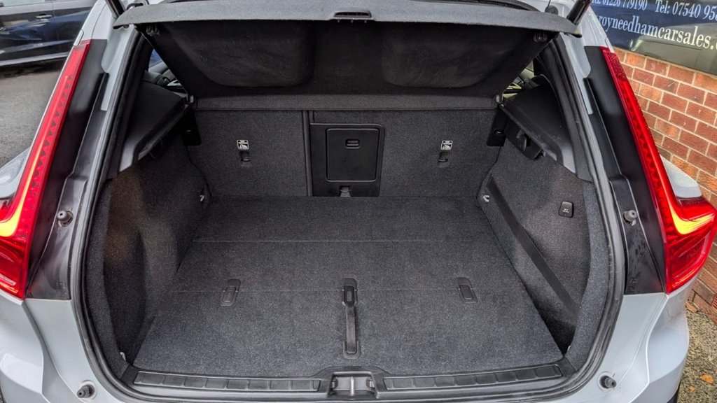 Used Volvo XC40 2020 for sale - 76546890: Photo 13