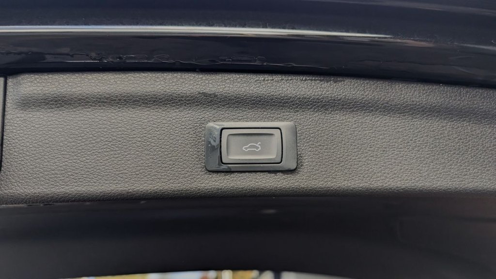 Used Audi Q3 2019 for sale - 76356958: Photo 19