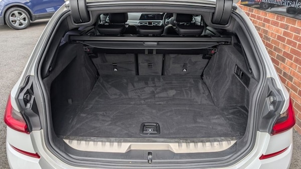 Used BMW 3 Series 2021 for sale - 76092457: Photo 14