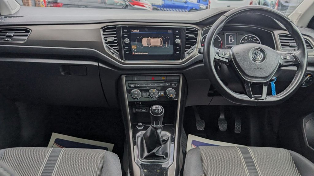 Used Volkswagen T-Roc 2018 for sale - 76312972: Photo 7