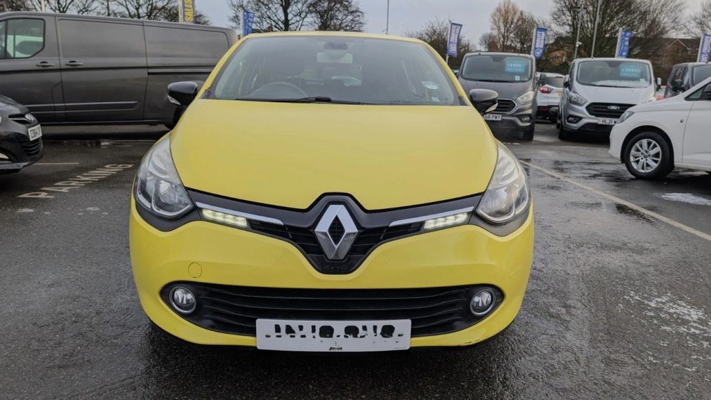 Used Renault Clio 2013 for sale - 77302181: Photo 2
