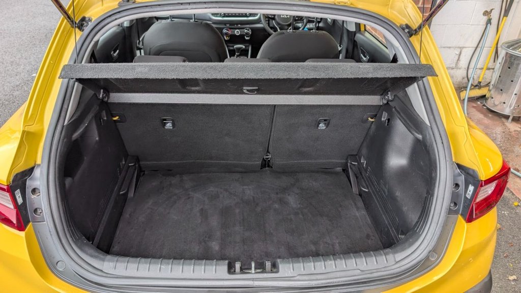 Used Kia Stonic 2022 for sale - 76725033: Photo 11