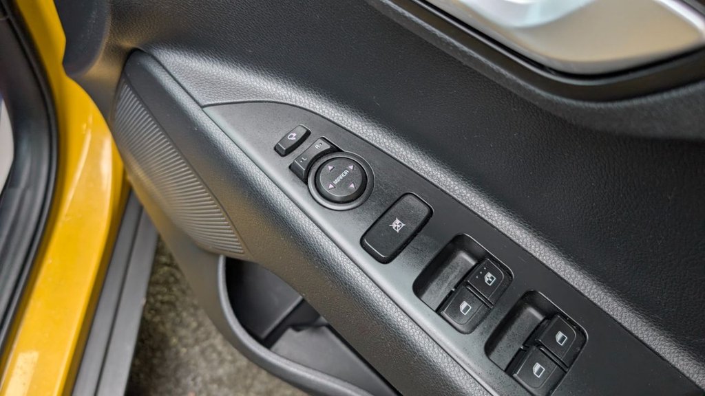 Used Kia Stonic 2022 for sale - 76725033: Photo 17