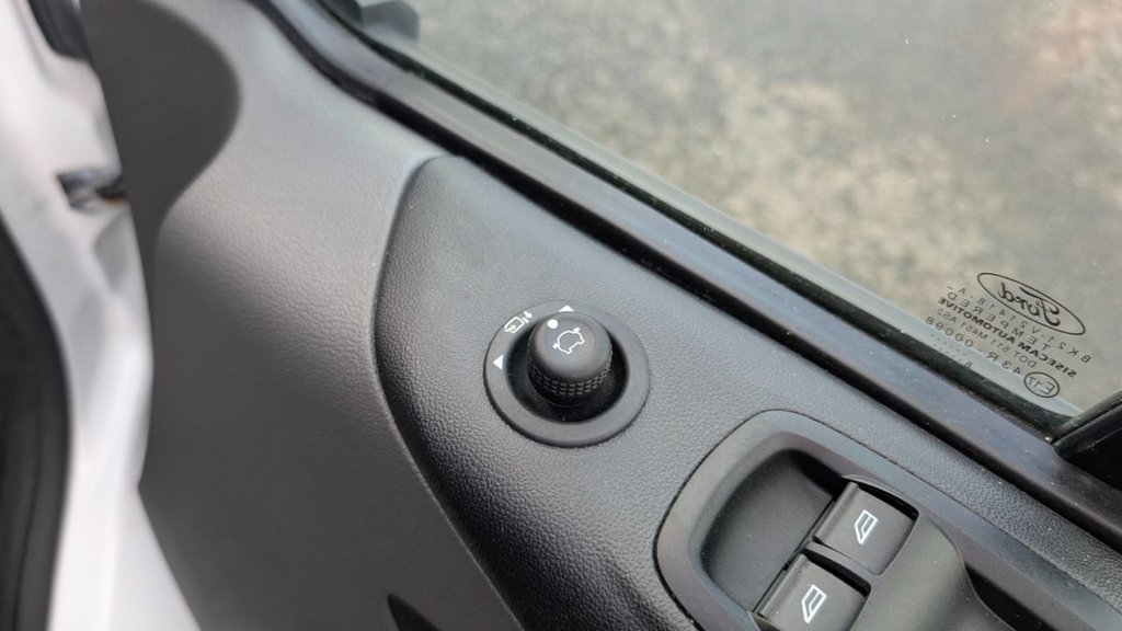 Used Ford Transit Custom 2018 for sale - 76698688: Photo 23