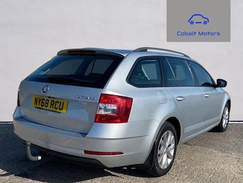 Used Skoda Octavia 2019 for sale - 78980982: Photo