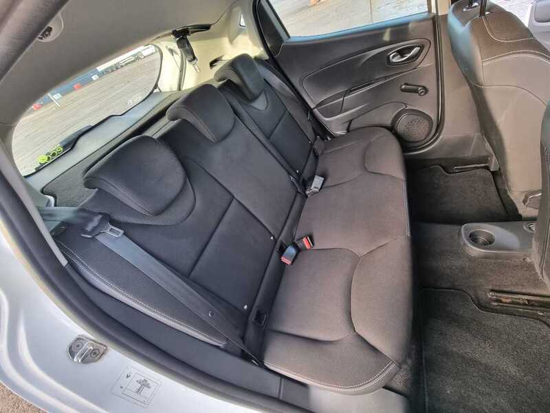 Used Renault Clio 2015 for sale - 76368332: Photo 34