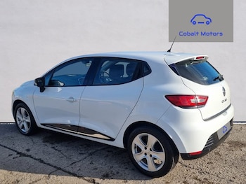 Used Renault Clio 2015 for sale - 76368332: Photo