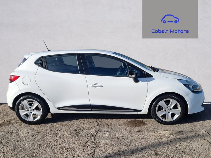 Used Renault Clio 2015 for sale - 76368332: Photo 5