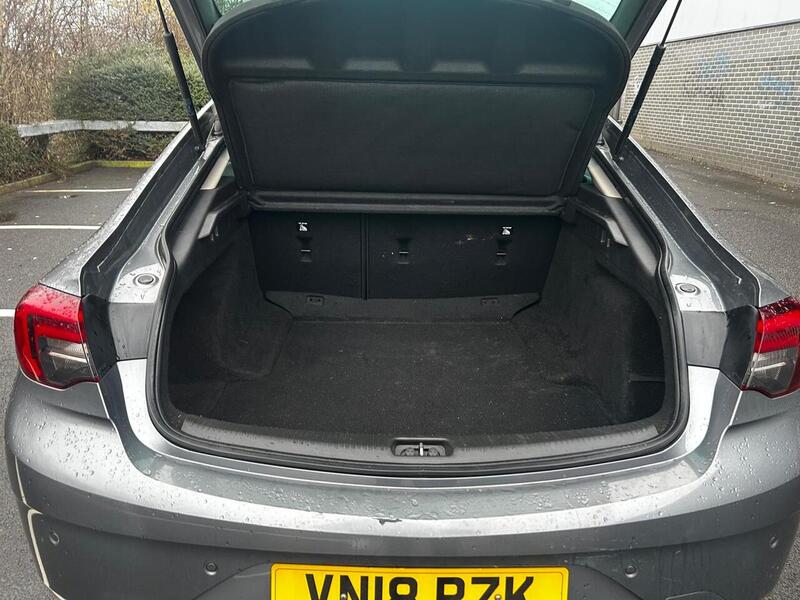 Used Vauxhall Insignia 2018 for sale - 77535552: Photo 9
