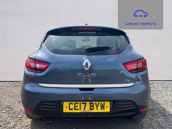 Used Renault Clio 2017 for sale - 79450612: Photo