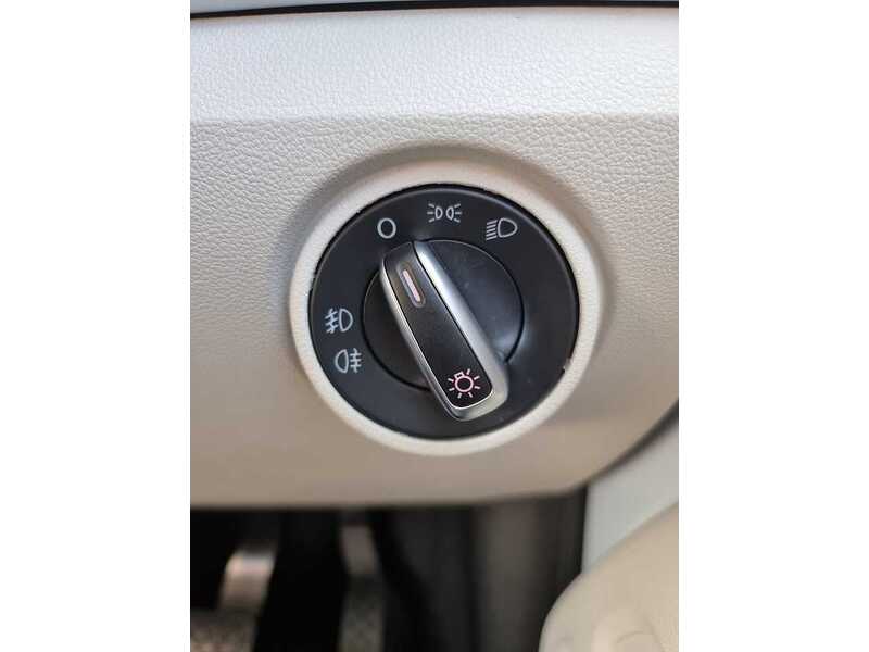 Used Volkswagen up! 2025 for sale - 76626973: Photo 14