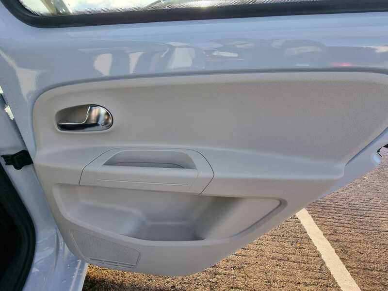 Used Volkswagen up! 2025 for sale - 76626973: Photo 31